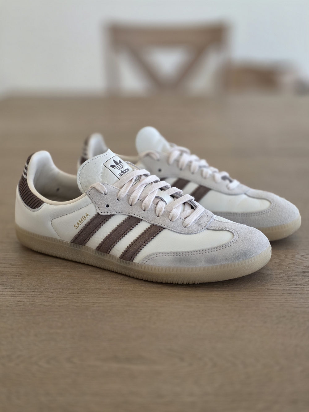 Adidas Samba Men's Sneakers in White and Brown Leather Size 10 Like New